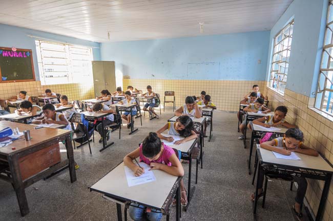 O ano letivo 2016 será encerrado em fevereiro
