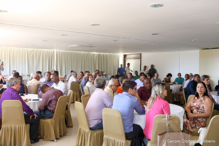 Café da manhã com profissionais de imprensa marca o Dia do Jornalista – Foto Clodoaldo Ribeiro (1)