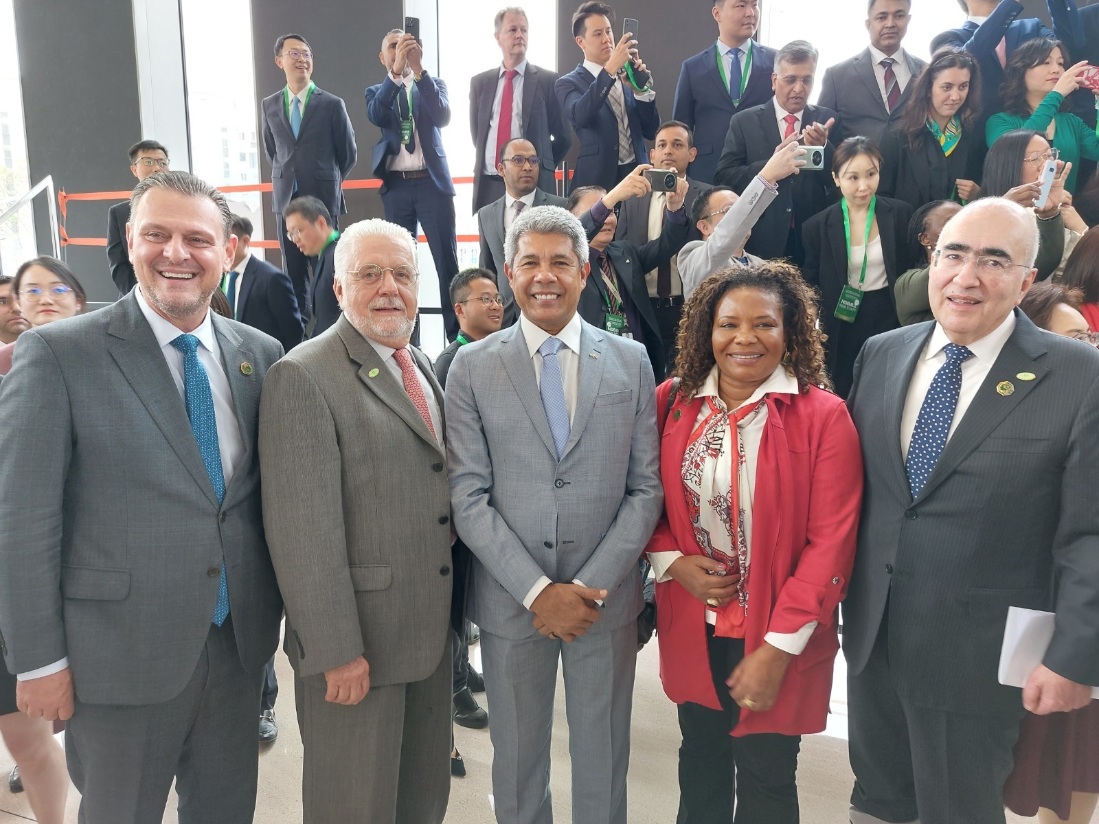 Detalhes da parceria com a Huawei são apresentados em visita de