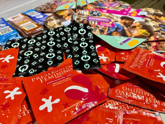 Secretaria de Saúde distribui mais de 800 mil preservativos no Carnaval 2024